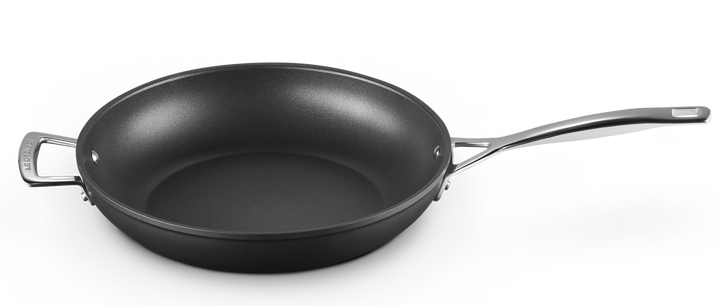 Sauteuse en revêtement anti-adhérant Les Forgés compatible induction | LE CREUSET