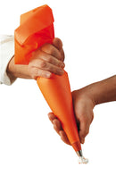 Lot d'une poche pâtissière en polyuréthane et 2 douilles inox