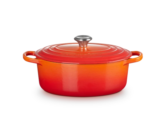 Cocotte ovale en fonte émaillée Signature